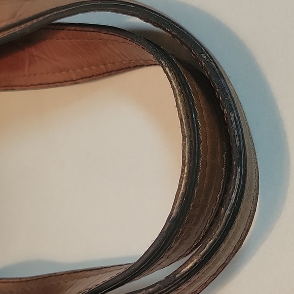 FOSSIL LEATHER HANDBAG. - Picture 7 of 16